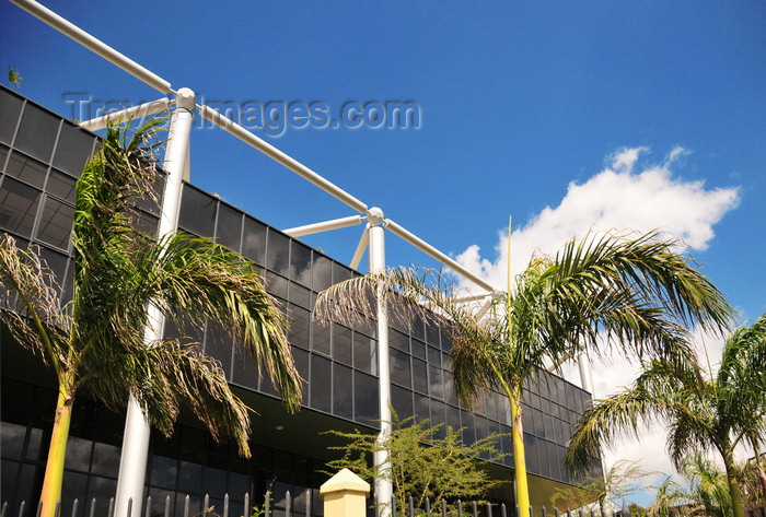 zambia43: Lusaka, Zambia: glasses and trusses - office building on Addis Ababa Roundabout, Chikwa Road - photo by M.Torres - (c) Travel-Images.com - Stock Photography agency - Image Bank