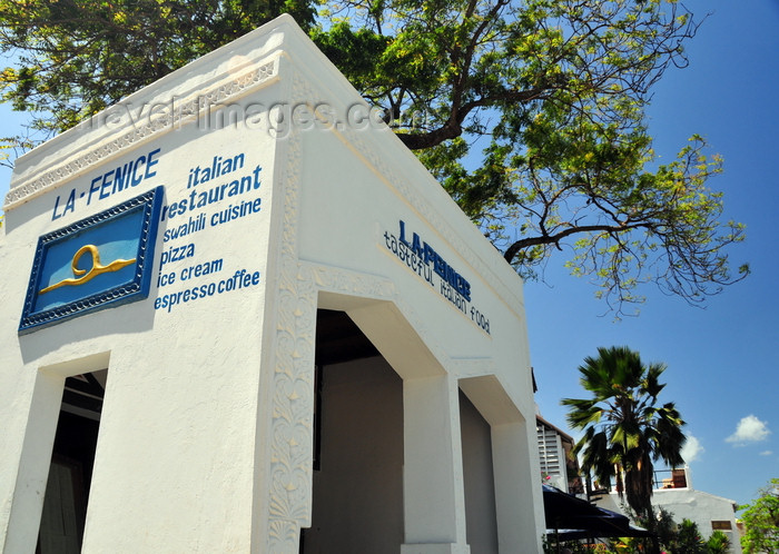 zanzibar105: Stone Town, Zanzibar, Tanzania: Italian and Swahili cuisines meet - La Fenice restaurant - Shangani Street - photo by M.Torres - (c) Travel-Images.com - Stock Photography agency - Image Bank