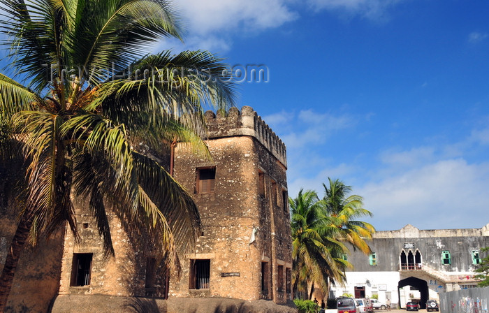 zanzibar11: Stone Town, Zanzibar, Tanzania: Old fort and Mizingani Road - Omani fort - Ngome Kongwe - photo by M.Torres - (c) Travel-Images.com - Stock Photography agency - Image Bank