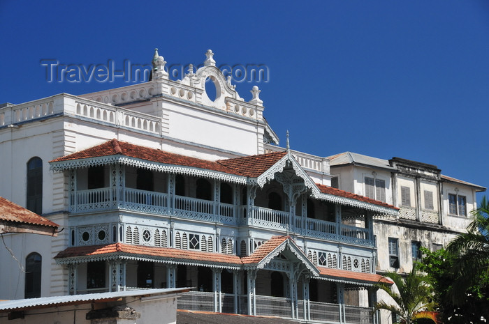 zanzibar137: Stone Town, Zanzibar, Tanzania: Old Dispensary - Stone Town Cultural Centre - restored by the Aga Khan Trust for Culture - Malindi Road, near Mizingani Road - photo by M.Torres - (c) Travel-Images.com - Stock Photography agency - Image Bank