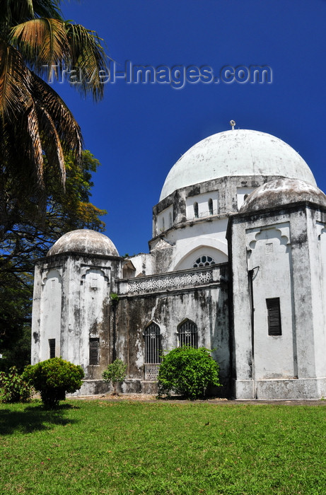 zanzibar163: Stone Town, Zanzibar, Tanzania: Peace Memorial Museum - designed by British Resident J.H. Sinclair - Beit Al-Amani - Benjamin Mkapa road - photo by M.Torres - (c) Travel-Images.com - Stock Photography agency - Image Bank