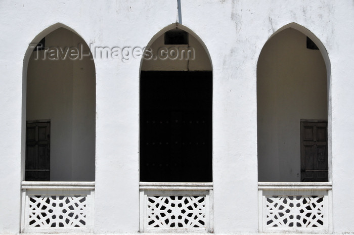 zanzibar170: Stone Town, Zanzibar, Tanzania: Peace Memorial Museum - verandah - Beit Al-Amani - Benjamin Mkapa road - photo by M.Torres - (c) Travel-Images.com - Stock Photography agency - Image Bank