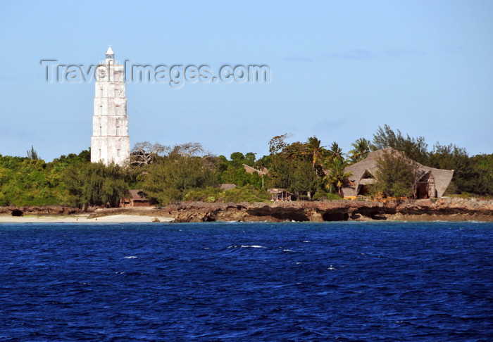 zanzibar184: Chumbe Island, Zanzibar, Tanzania: Chumbe lighthouse and resort - photo by M.Torres - (c) Travel-Images.com - Stock Photography agency - Image Bank