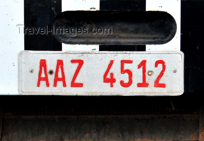 zimbabwe65: Victoria Falls, Matabeleland North, Zimbabwe: Zimbabwe license plate on a truck - photo by M.Torres - (c) Travel-Images.com - Stock Photography agency - Image Bank