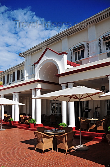 zimbabwe77: Victoria Falls, Matabeleland North, Zimbabwe: Victoria Falls Hotel - Stanley’s Terrace, famous for its traditional high tea - photo by M.Torres - (c) Travel-Images.com - Stock Photography agency - Image Bank