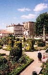 Portugal - Barcelos: jardins - photo by M.Durruti