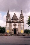 Portugal - Vila Verde: igreja  sada da vila - photo by M.Durruti