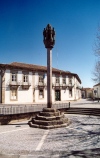 Portugal - Pinhel: pelorinho / pillory - photo by M.Durruti