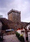 Portugal - Melgaco: the castle built by Dom Afonso Henriques / torre de menagem no castelo (Sec XII) - photo by M.Durruti