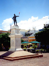 Puerto Rico - San Juan: Plaza San Jos - el patriota y la ptria ocupada (photo by M.Torres)