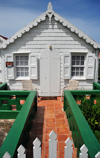 Windwardside, Saba: picturesque cottage - gingerbread house - photo by M.Torres