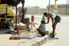 South Africa - Soweto (Gauteng province): street scene near a market - photo by R.Eime