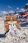 St. Martin - Orient Beach: beach services - photo by D.Smith