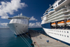 Sint-Maarten / St Martin - SXM - Dutch West Indies - Pointe Blanche: cruise ships - photo by D.Smith