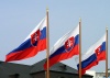 Slovakia / Slowakei - Bratislava: Slovak national flags - photo by J.Kaman