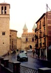 Spain / Espaa - Toledo: Calle Real del Arrabal y la Puerta de Bisagra (photo by Miguel Torres)