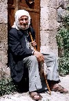 Hama / Hamah : elderly gentleman in the citadel (photo by Magmumeh)