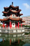 Taipei, Taiwan: Ting Hang Court, Chinese pavilion dedicated to President Sun Yat-sen - 228 Peace Memorial Park - photo by M.Torres