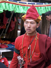 Tibet - Tibet - Lhasa: man with Tibetan hat - photo by P.Artus