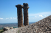 Turkey - Karakus Tumulus - tomb of the kings of Commagene - Doric columns - photo by C. le Mire