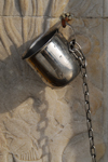 Istanbul, Turkey: tin cup with chain at Ahmet III Fountain - skdar square - skdar District - photo by M.Torres