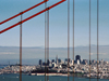 USA - San Francisco (California): bridge and skyline (photo by T.Marshall)
