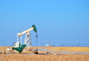 Etter, Moore County, Texas, USA: oil derrick in the plain - oil rig in a oil field in the Texas Panhandle - photo by M.Torres