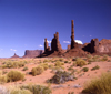 USA - Monument Valley (Arizona): the Totem Pole (Yei-bi-chei ) - Tribal Land of Navajo Indians - photo by J.Fekete