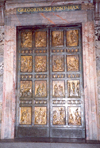 Holy See - Vatican - Rome - St Peter's Basilica: Bronze gate (photo by Miguel Torres)