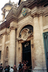 Santa Sede - Vaticano - Roma - Church of St Ann of the Palfreys: leaving mess (photo by Miguel Torres)