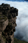 34 Venezuela - Bolivar - Canaima NP - Cliffs and clouds, at the southern edge of Roraima II - photo by A. Ferrari