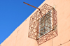 Layoune / El Aaiun, Saguia el-Hamra, Western Sahara: caged window - Blvd ek-Kairaouane - photo by M.Torres