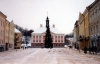 Estonia - Tartu: main square - town hall / Raekoja plats (photo by M.Torres)