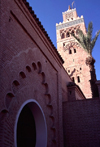 Morocco / Maroc - Marrakesh / Marrakech: La Koutoubia mosque and minaret - built under Almohad Caliph Yaqub al-Mansur - Medina of Marrakech - UNESCO World Heritage Site - photo by F.Rigaud