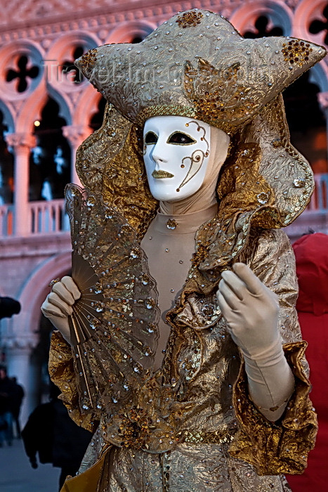 Carnival participant with Carnival costume in Piazza San Marco, Venice ...