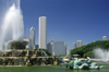 Chicago, Illinois, USA: Buckingham Memorial Fountain with its sea horses is the center piece of Grant Park - downtown - sculptures by Marcel F. Loyau and Jacques Lambert - Aon and Prudential towers in the background - photo by C.Lovell