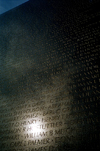 USA - Washington D.C.: Vietnam memorial wall - Photo by G.Friedman